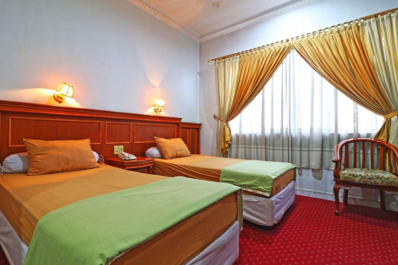 Hotel Sumatera Medan Eksteriør bilde